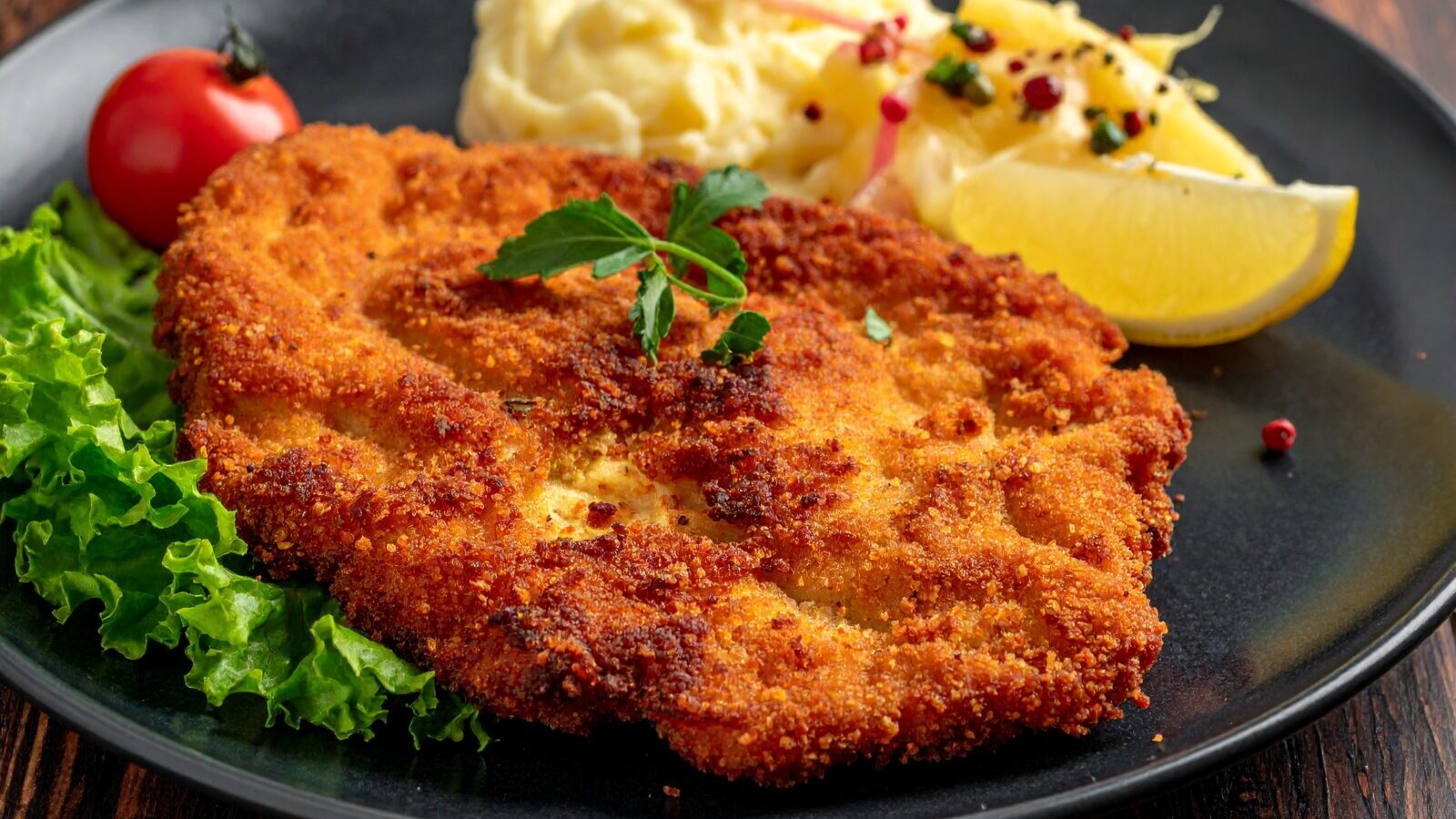 Wiener Schnitzel Extrem Close Up